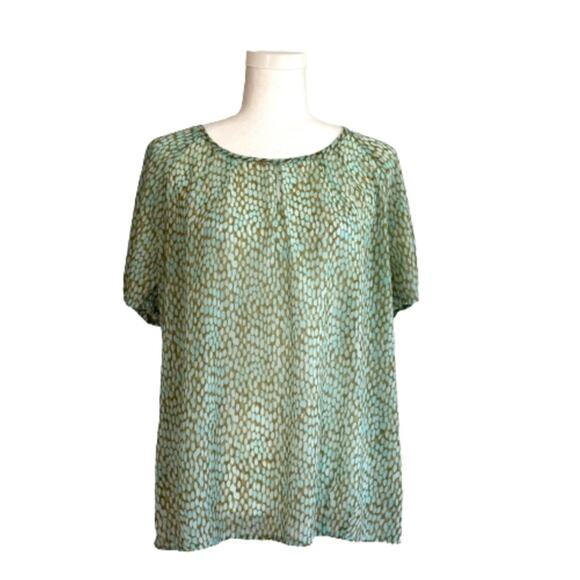 CAbi Blouse Top Green Pebble Print Short Sleeve Top Blouse Size Medium #602 - Picture 9 of 9